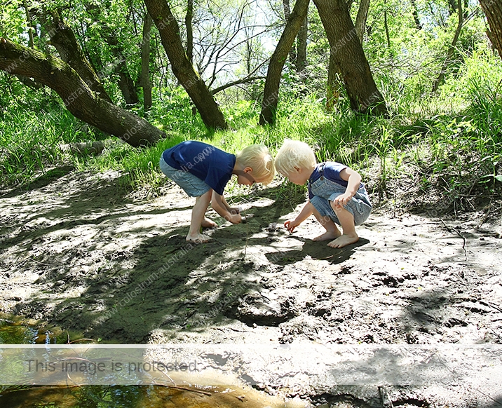 children playing mud protect with alpha lipid lifeline colostrum